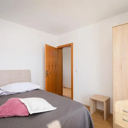 Jasna - Free Parking Apartment